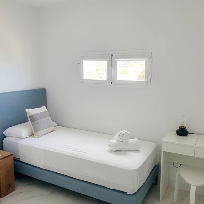 New, Nucleos Luxury Sea View Apartment, Pool Torremolinos