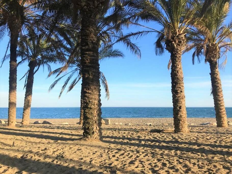 New, Nucleos Luxury Sea View Apartment, Pool Apartment