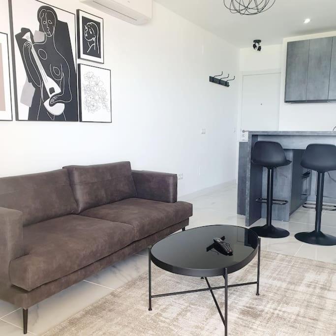 New, Nucleos Luxury Sea View Apartment, Pool Apartment *